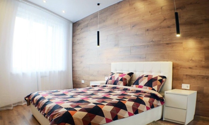 Frunzensky District Apartment | New apartment with jacuzzi and great views!