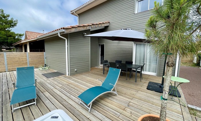 Hourtin-Plage House | New architect's house with jacuzzi a few steps from the sea