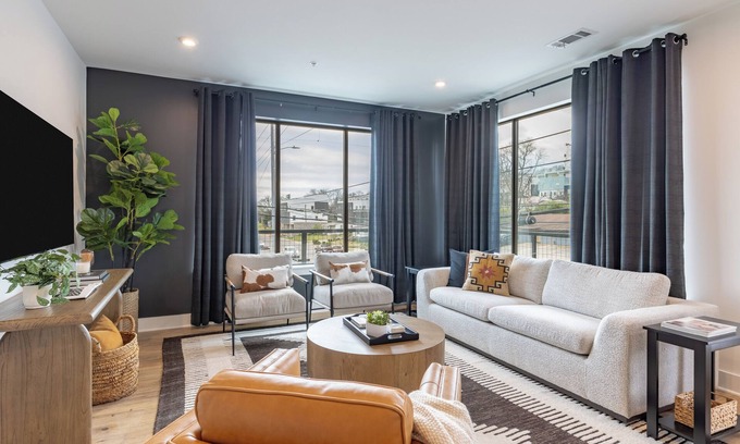 Nashville House | New Build Near Dining, Nightlife, Midtown & Germantown Nashville | Heights #304
