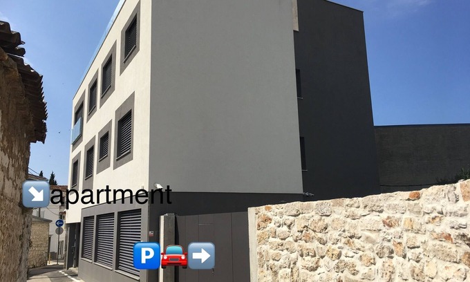 Plisac House | New build Passive house villa in center of Sibenik