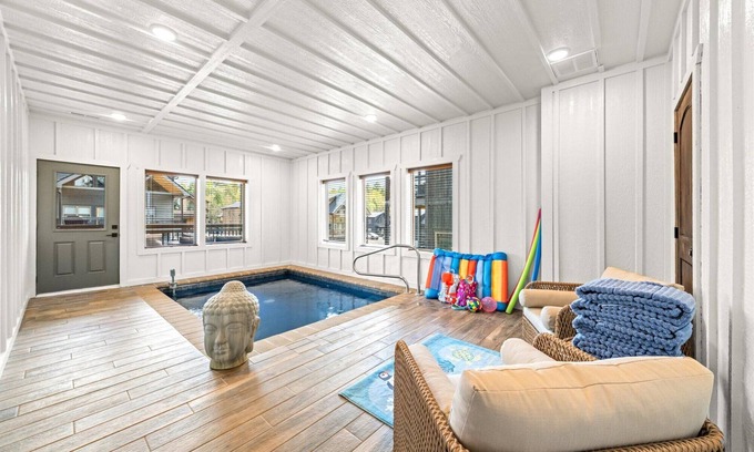 Pigeon Forge Cabin | New Cabin Indoor Pool, Hot Tub, Arcade, EV Charger, Pets Welcoming - Sleeps 11