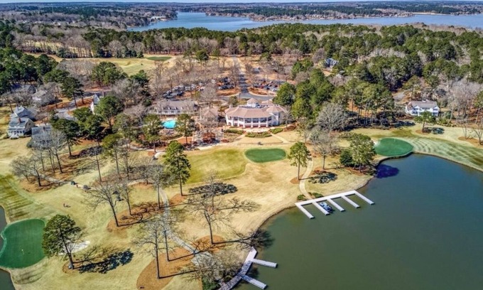 Lake Oconee House | New Charming 2-bedroom place in Great Waters!