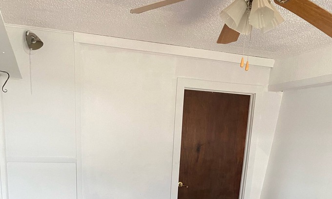 Brady House | NEW Comfy Remodel Deep in the Heart of Texas