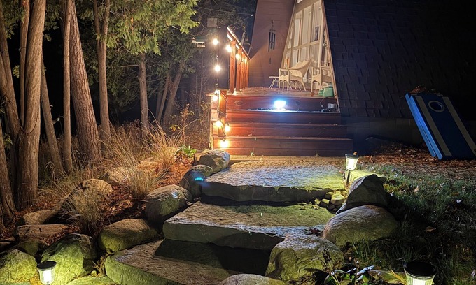 Grayling Ski Chalet | ~NEW~ Cozy A~Frame right on the AuSable River!