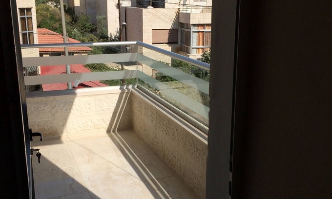 Al Jubeiha Apartment | New Cozy and Fully Furnished 1BR