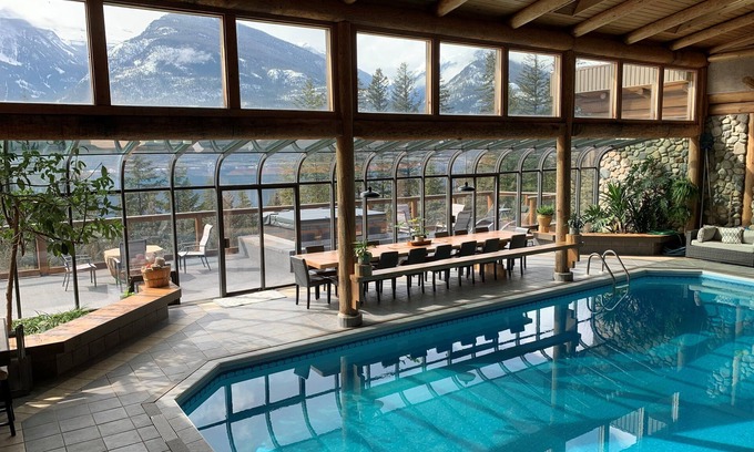 New Denver Hotel | New Denver Lodge – Relax, Unwind & Reconnect