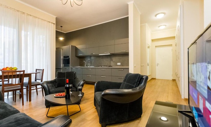 Tbilisi City Centre Apartment | New!-Downtown Apartment ll