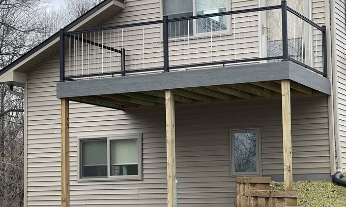 Lynxville House | New dwelling located in the Driftless Region of Wisconsin