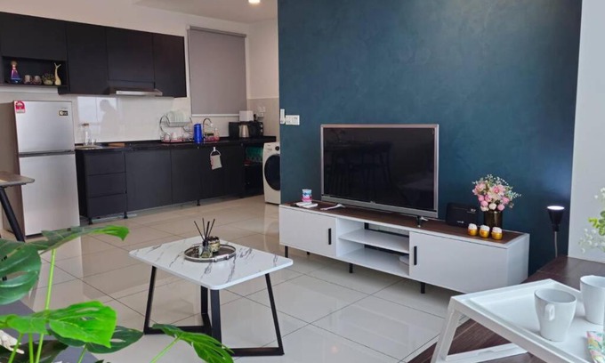 Bandar Sunway Apartment | NEW Elegant & Cozy Greenfield Home near Sunway 2-6pax