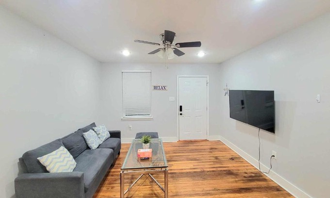 Dillard Apartment | New Entire Apartment Ready For Your Next Vacation!