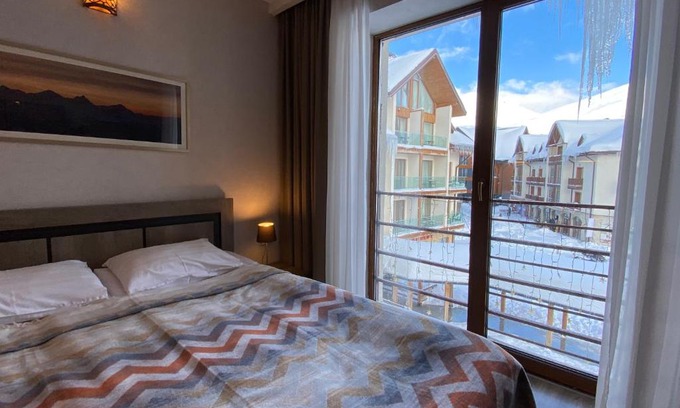 Kazbegi Apartment | New Gudauri AlpenRooms