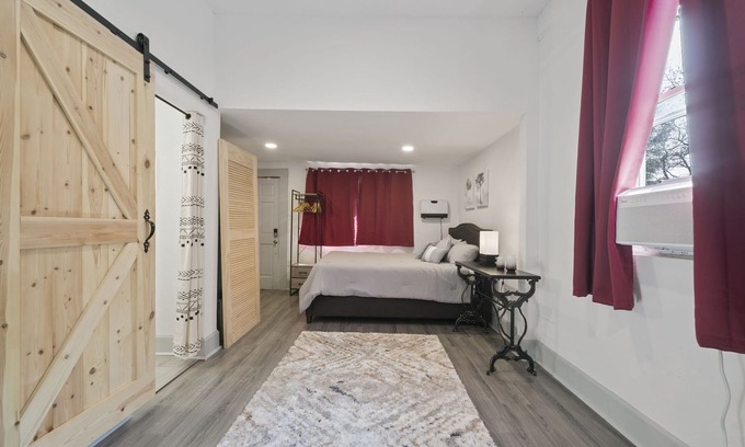 Alta Vista Apartment | NEW! Hip Home Nestled In Alta Vista