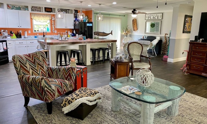 Valona House | New home on Private lot with beautiful Marsh/water view