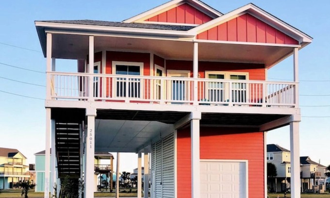Pointe San Luis House | *NEW House listing with beautiful bay views/walking distance to pool and beach