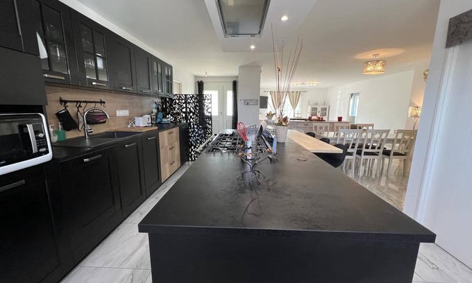 Fresnes Bed & Breakfast | New house~ Zoo et Châteaux 3 stars 11 pers