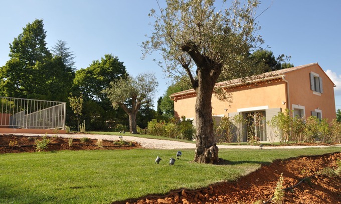 Roussillon Cottage | NEW in Roussillon: Seasonal Rental Villas Dolce Vita