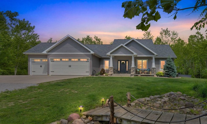 Elkhart House | NEW! Lakeside Retreat with Hot Tub & Game Room