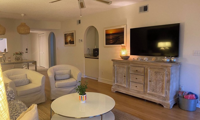Gleneagles Condo | NEW Lely Resort Golf Community beautiful condo - bathrooms redone end 2023!