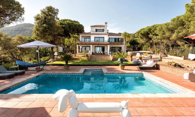Arenys de Munt House | NEW LISTING: Villa Costa Barcelona with sea views!