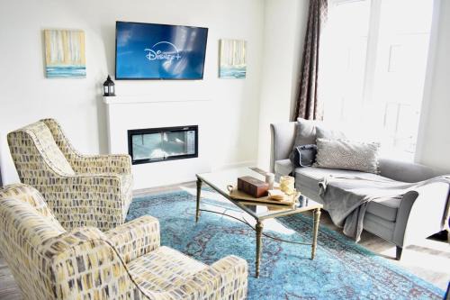 Oakville Apartment | New Luxury 4 bedrooms house plus office