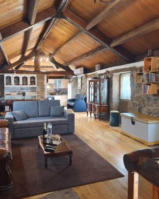 Negroes Villa | New Riyork Sweet Home