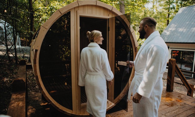 Broken Bow Cabin | NEW! Sauna, Cold Plunge, Hot Tub, Stargazing Dome, Fireplace, Paddle Boards!