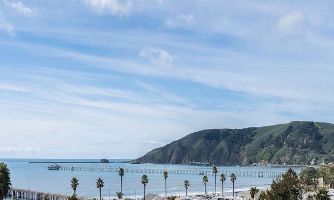 Avila Beach Condo | NEW! Sun-Drenched Coastal Retreat: Luxe 2-Bed Condo Walkable to Avila Beach!