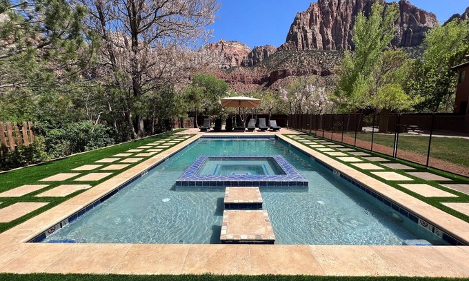 Zion National Park South Entrance Villa | New Swimming pool! Private Family Home - Closest Villa to Zion National park!