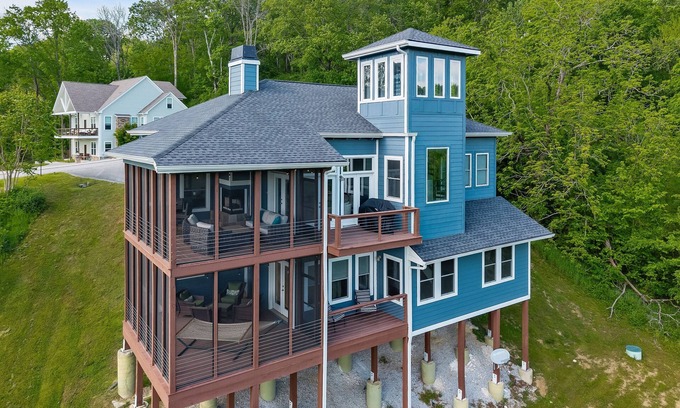 Smithville House | NEW! The Bungalow at Blue Water Bay