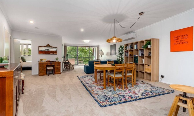 Griffith Apartment | New to VRBO: Vibrant 2BR Apt | 500m to Manuka/Kingston!