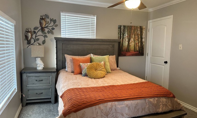 North Little Rock House | NEW! Tracks & Trails Cottage - 3 min from Hwy I-40