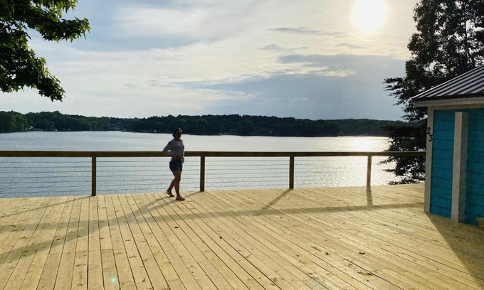 Steele Creek House | New Waterfront Cabin on the Large Sundeck #21 cabin
