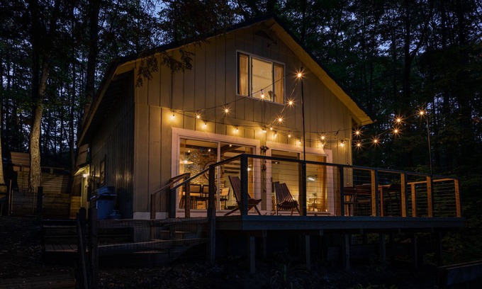 Lake Arrowhead Cottage | *New* Waterfront Cottage w/Hot Tub & Private Dock