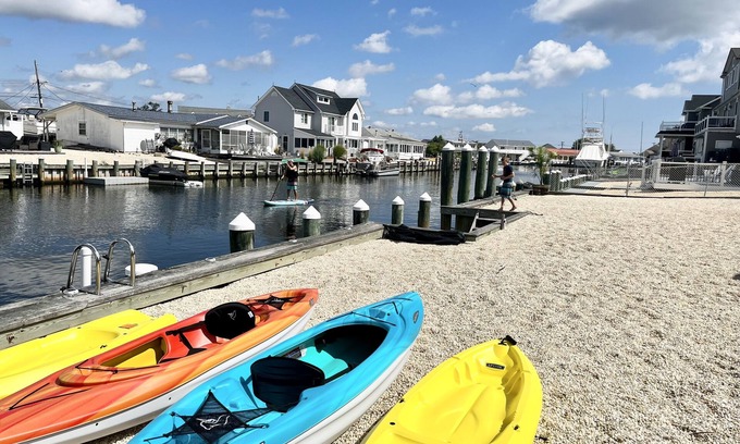 Point Pleasant - Toms River House | NEW WATERFRONT LISTING Peaceful dockside cottage | off-season tranquility