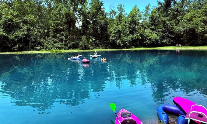 Kedron Cabin | NEW WATERFRONT RETREAT~55 ACRES ~SWIM ~FISH ~KAYAK ~HIKE ~POND ~CREEK~KING BEDS~
