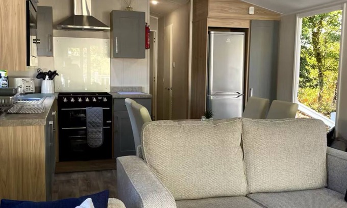 Clacton-on-Sea House | NEW Willerby 2 bedrooms caravan