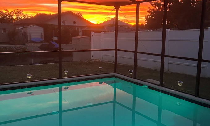 Crystal River House | Newer listing! 3bed 2bath Waterfront, Salt Water Heated Pool-Crystal River