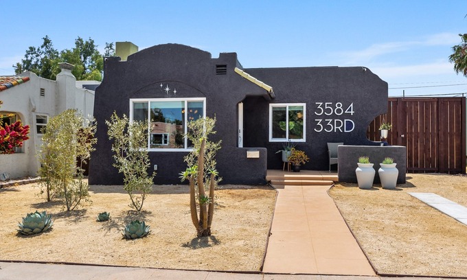 Altadena House | Newly Designed 20's Bungalow with a MidCentury Modern Flair