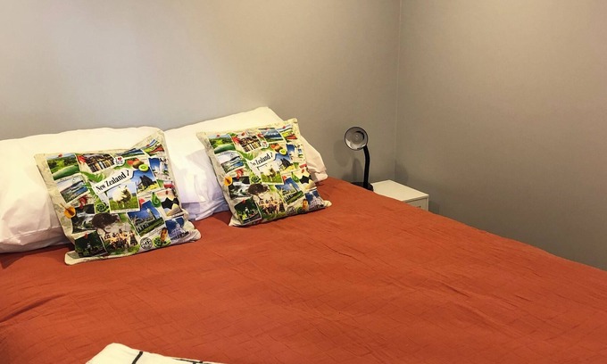 Matamata Bed & Breakfast | Newly refurbished BnB right in the heart of Matamata…the home of HOBBITON.
