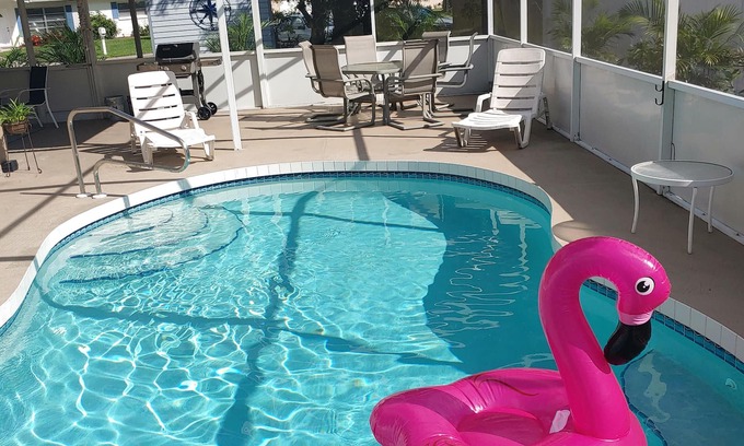 Venice East House | Newly remodeled, all new furniture, beaches, shopping, restaurants, golf, tennis