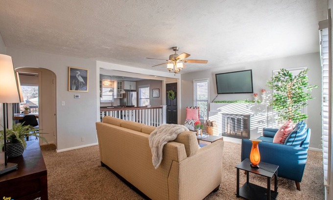 Bountiful House | Newly Remodeled, Relaxing Red Brick Cottage