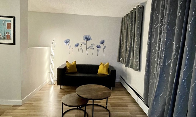 Dalhousie Apartment | Newly renovated 2 bedroom condo with indoor pool