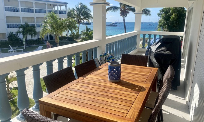 Simpson Bay Condo | Newly Renovated 3 bedroom 3.5 bath on Simpson Bay Beach 🏝