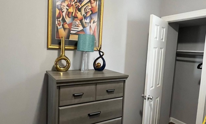 Edgewood House | Newly Renovated 4-bedroom, 2 bathrooms.
