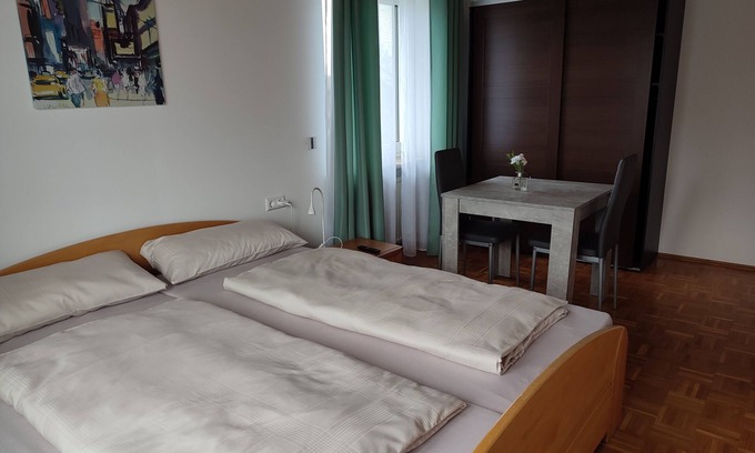 Baunatal Apartment | Newly renovated and well-equipped vacation apartment