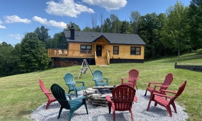Prattsville Cabin | Newly Renovated Cabin on the Mountain