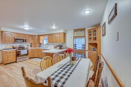Mount Pleasant Mills House | Newly Renovated Fishing Retreat on 60-Acre Farm