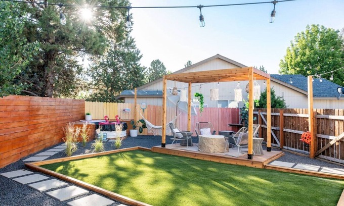 Mountain View House | Newly Renovated Modern House. Great for Families!