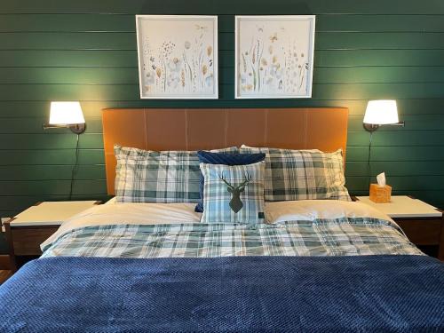 Crested Butte Apartment | Newly Renovated Ski In Ski Out 2BR Condo