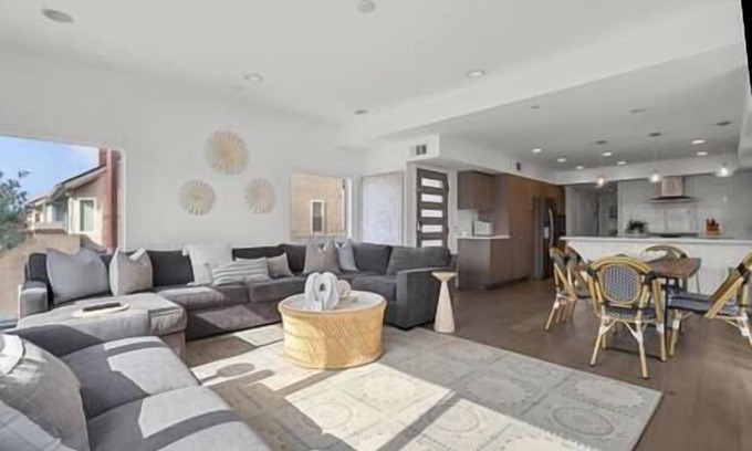 Balboa Peninsula House | Newport Beach 3 Bedroom Escape Home/Beach/RoofTop